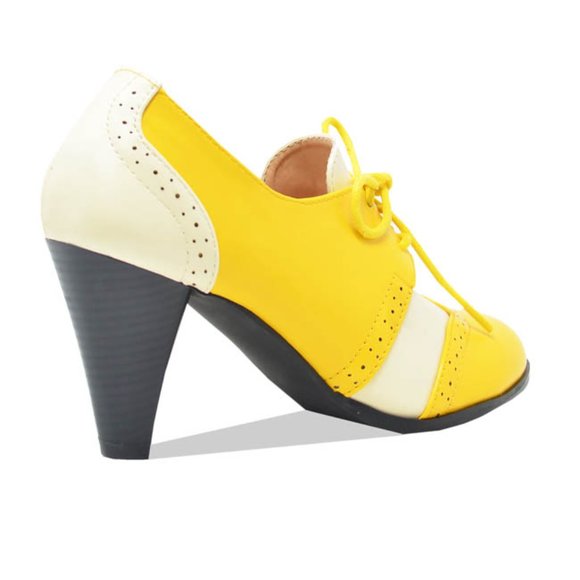 Chase & Chloe Women's Classic Lace Up Kitten Mid-Heel Round Toe Oxfords - Picture 3 of 5